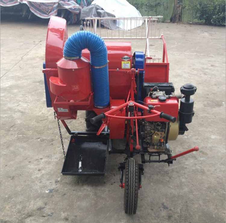 wheel type rice combine harvester 4.jpg