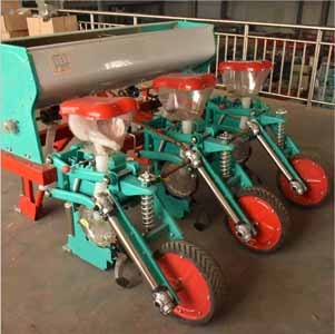  3 Rows Corn Seeder	